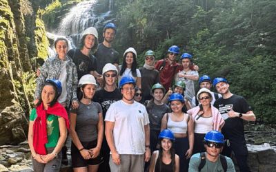 Entrepreneurship Arena: Play, Create, Succeed – Impulsando el espíritu emprendedor juvenil